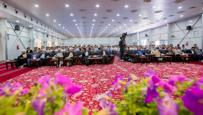 أكثر من 1000 طالب وطالبة يُشاركون في الحفل الختاميّ للمشروع القرآنيّ في الجامعات والمعاهد العراقيّة