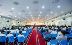 أكثر من 1000 طالب وطالبة يُشاركون في الحفل الختاميّ للمشروع القرآنيّ في الجامعات والمعاهد العراقيّة