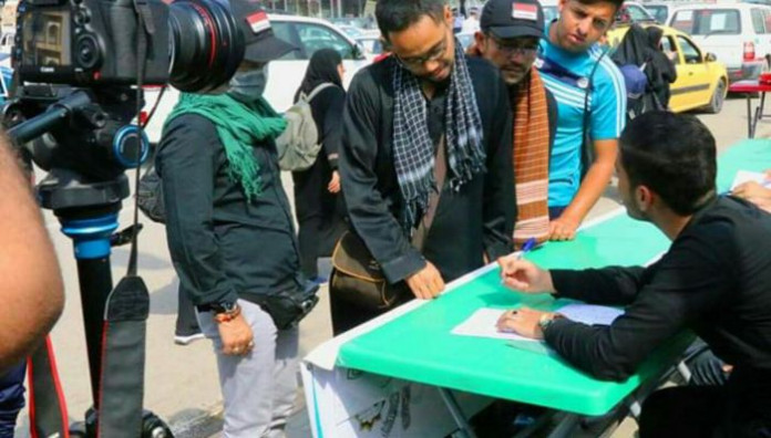 الأجانب يتوافدون على مراكز تعليم القراءة الصحيحة للزائرين
