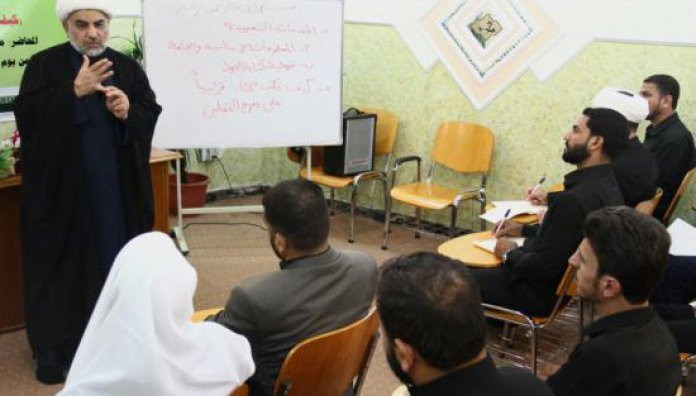 مركز علوم القرآن وتفسيره وطبعه يقيم الدورة التطويرية الأولى تحت عنوان (كيف تكتب بحثاً قرآنياً على منهج الثقلين).