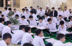 المجمع العلمي يقيم الختمة القرآنية الفصلية في مقام الإمام المهدي (عجل الله فرجه)