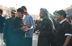 المجمع العلمي يواصل تقديم خدماته القرآنية للزائرين في قضاء الهندية
