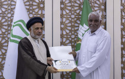 المجمع العلمي يكرم أساتذة مشروع تعليم القراءة الصحيحة لزائري الأربعين في الهندية