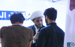 إقبال كبير يشهده مشروع تعليم القراءة الصحيحة للزائرين
