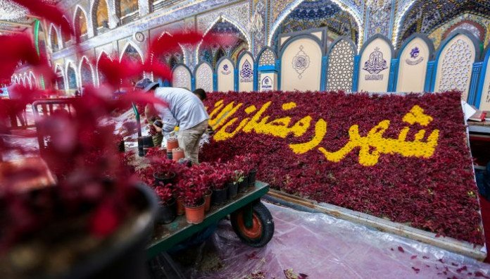 جانب من النّدوة العلميّة الموسومة بـ (الإسهامات العلميّة لمُحمّد بن الجزريّ في علم التجويد) الذي أقامها معهد القُرآن الكريم فرع النّجف الأشرف التابع للعتبة العباسية المقدسة، وكان الباحث في الندوة العلميّة (الدّكتور أحمد جاسم النجفيّ)