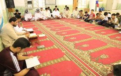 جانب من الختمات القرآنية الرمضانية المرتلة في (جامع الامام المهدي (عجل الله تعالى فرجه الشريف) - ناحية المهناوية ، حسينية أبو حلان - ناحية الحرية  ، مسجد السيدة زينب (عليها السلام) - ناحية الحرية )  التي يقيمها معهد القرآن الكريم فرع النجف الأشرف التابع ل